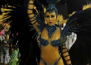 Sabrina Sato al carnaval di Rio 2013